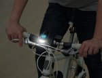 Trizand 23680 Vodeodolné LED svetlo na bicykel USB, tachometer, el.zvonček 150db